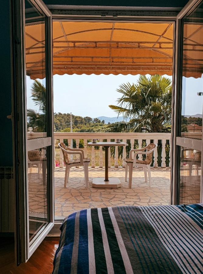 Peaceful, Cosy Tivat Guesthouse المظهر الخارجي الصورة
