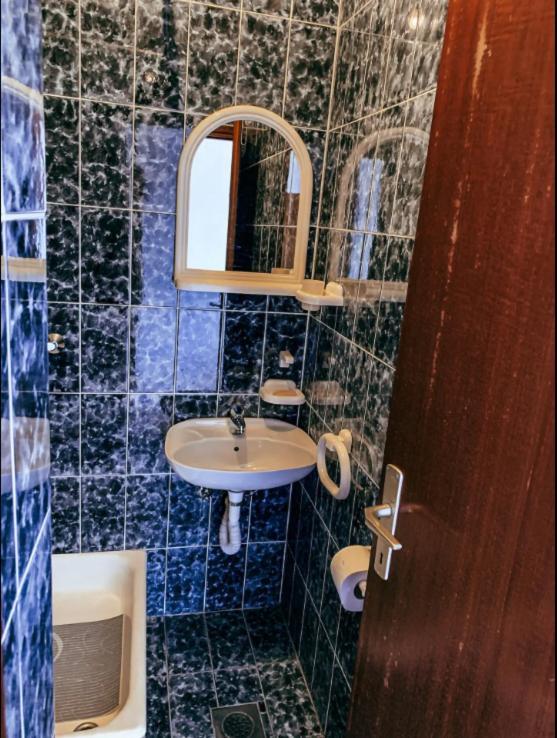 Peaceful, Cosy Tivat Guesthouse المظهر الخارجي الصورة